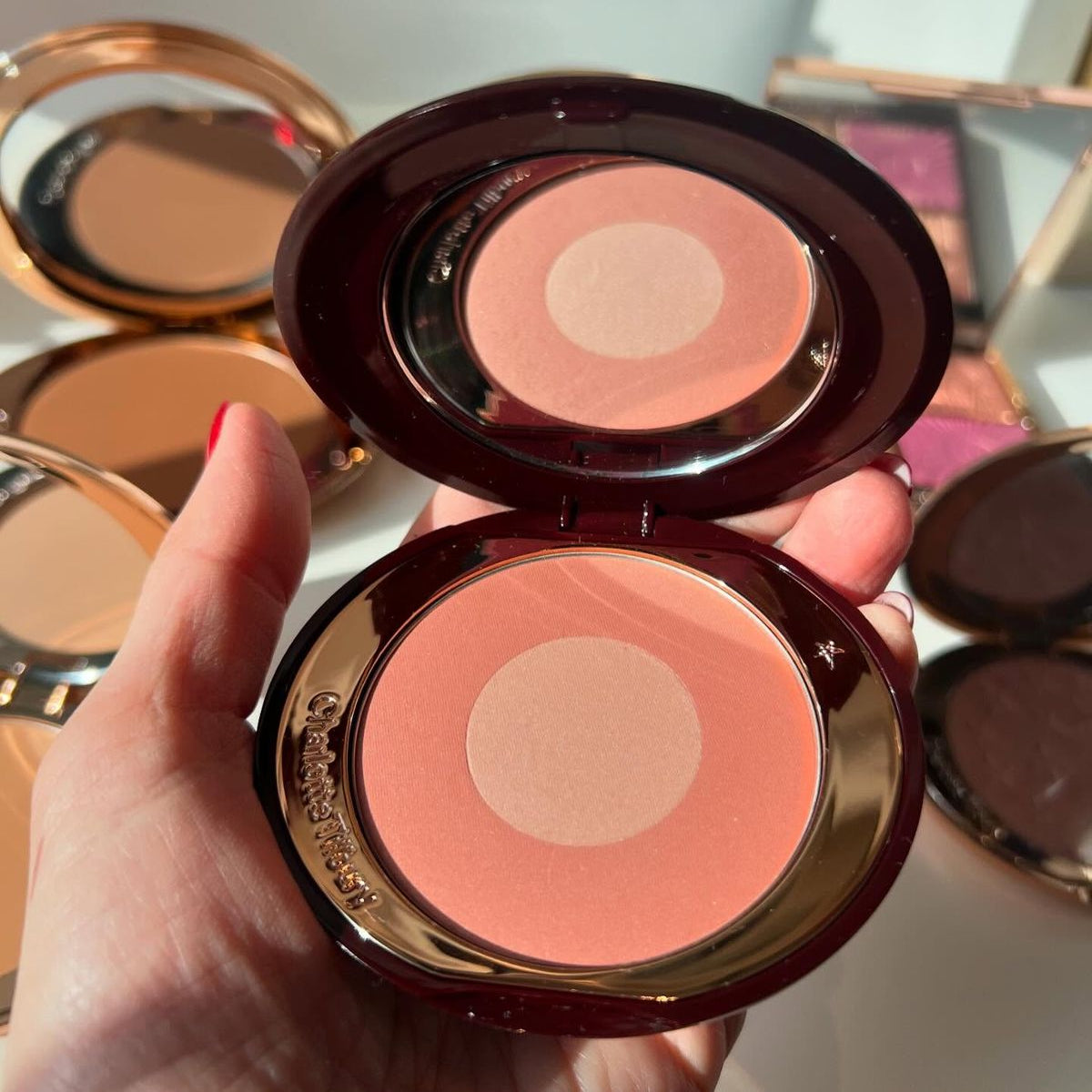 Charlotte Tilbury Pillow Talk Cheek to Chic Blush
